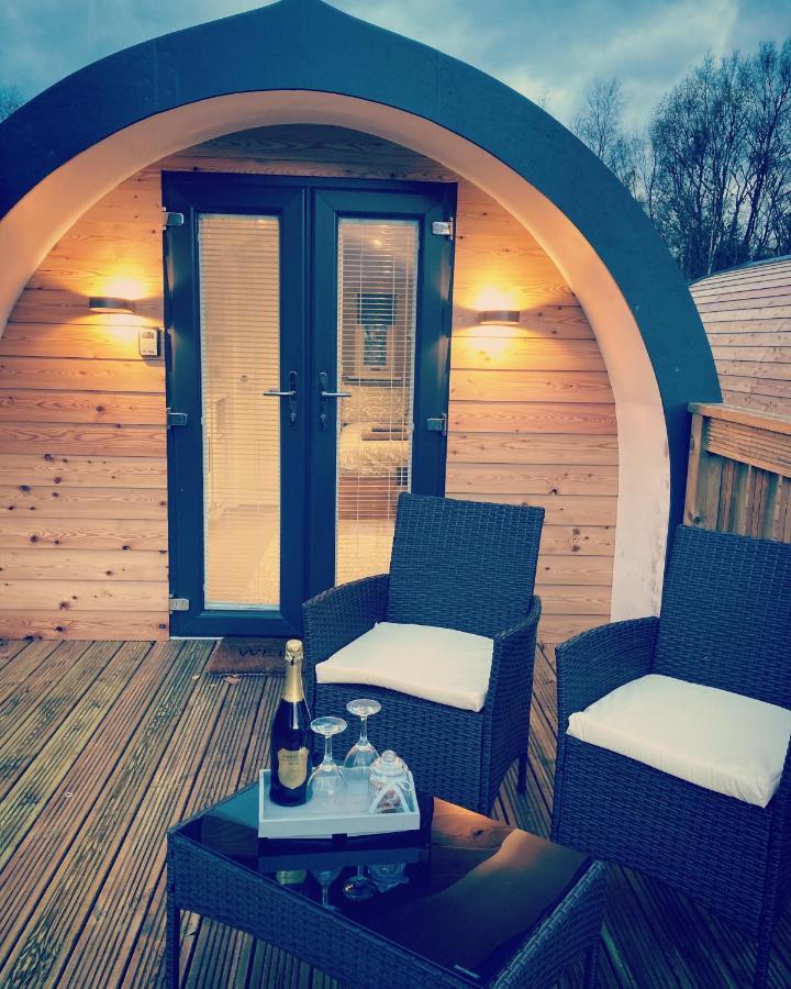 Loch Ness Pods Apartment Fort Augustus Bagian luar foto