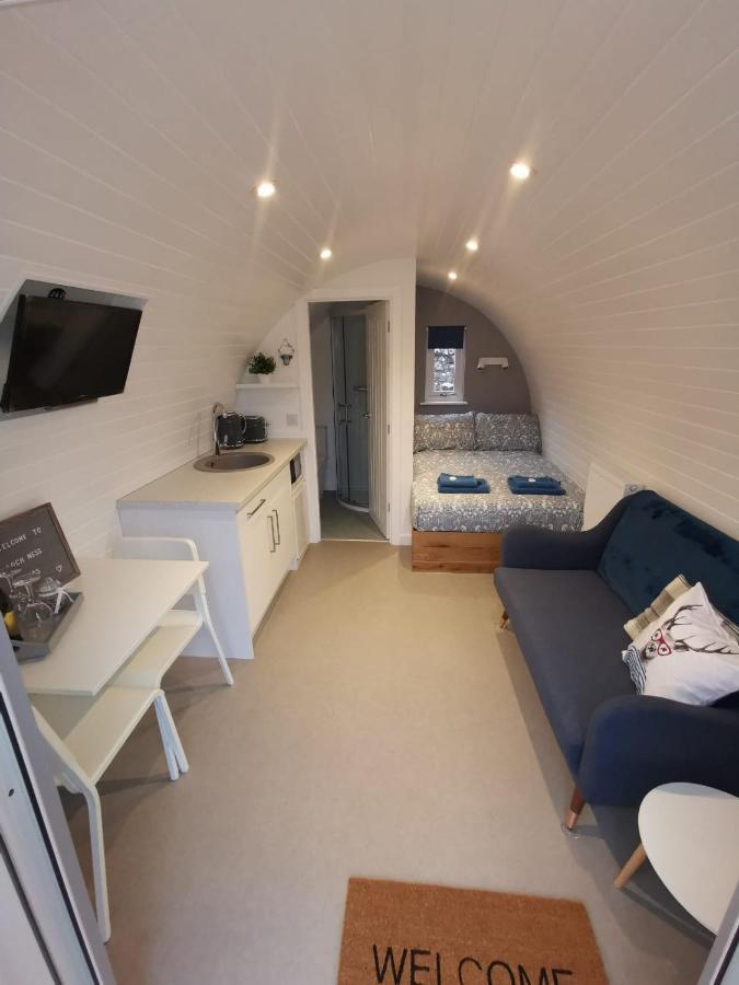 Loch Ness Pods Apartment Fort Augustus Bagian luar foto