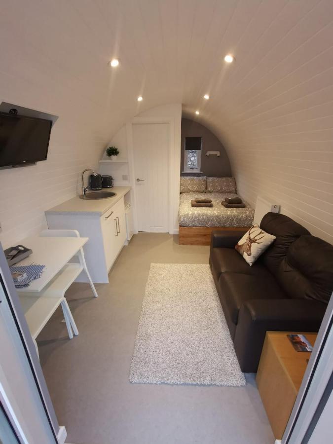 Loch Ness Pods Apartment Fort Augustus Bagian luar foto