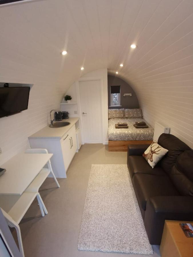 Loch Ness Pods Apartment Fort Augustus Bagian luar foto